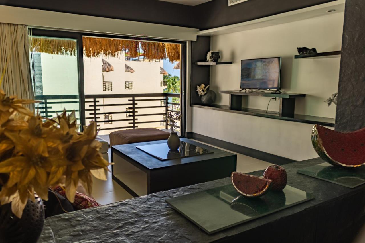 Aldea Thai Beachfront Condos Playa del Carmen Exterior photo
