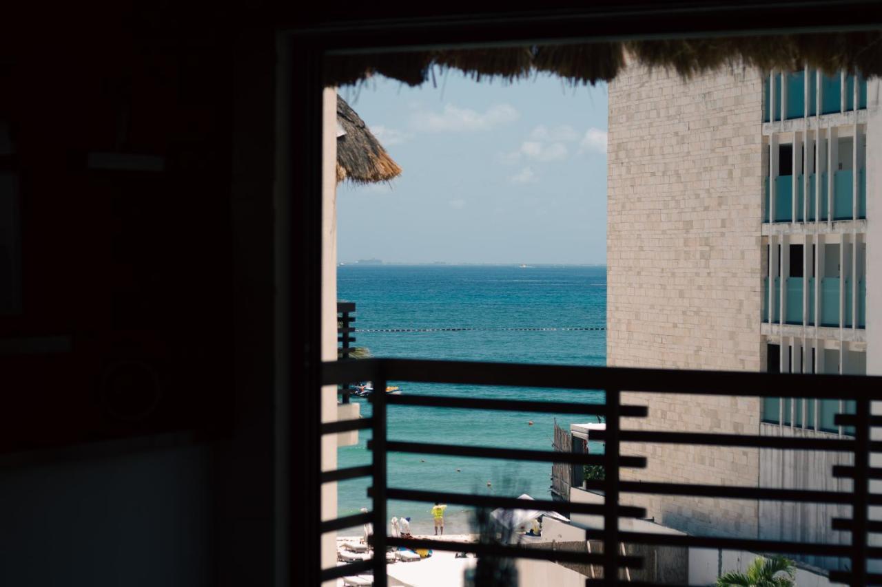 Aldea Thai Beachfront Condos Playa del Carmen Exterior photo