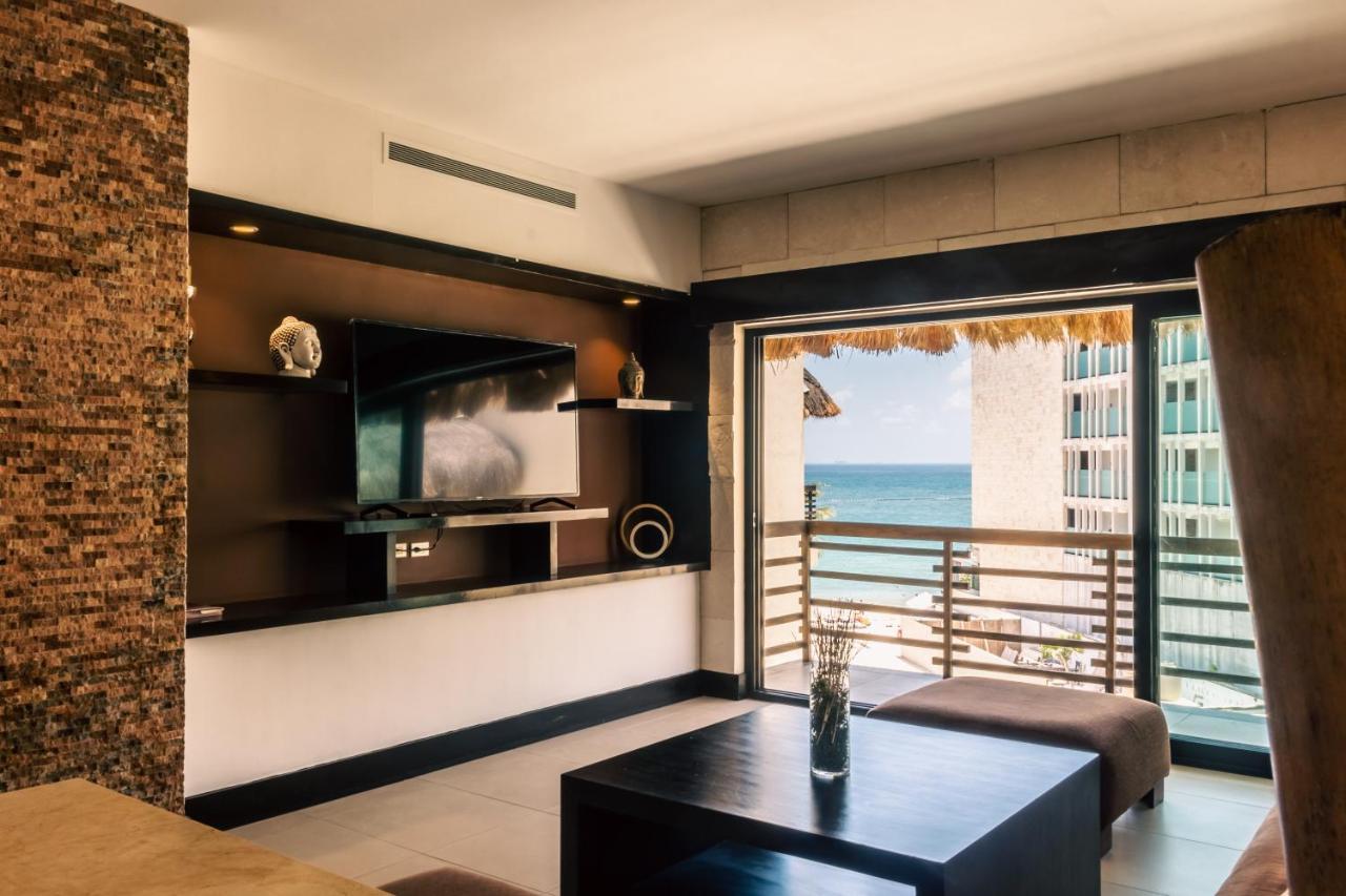 Aldea Thai Beachfront Condos Playa del Carmen Exterior photo
